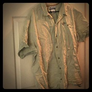 Columbia mint green button down short sleeve, XL
